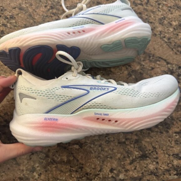 Brooks Glycerin 22 Running Shoe - Womens 9 - Picture 2 of 4